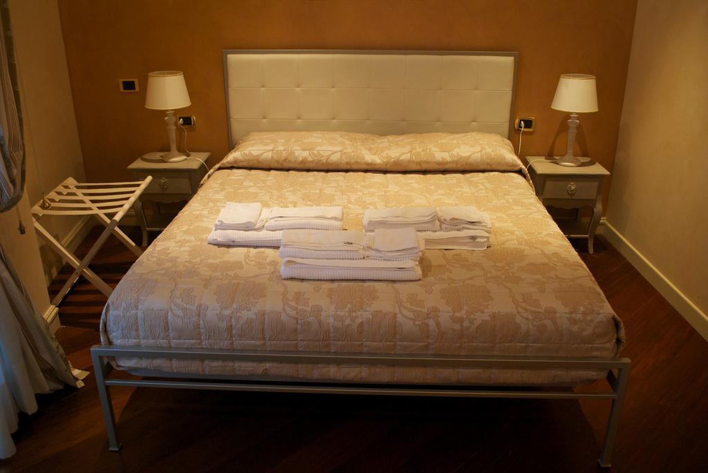 Made In Luxury 3* Rom